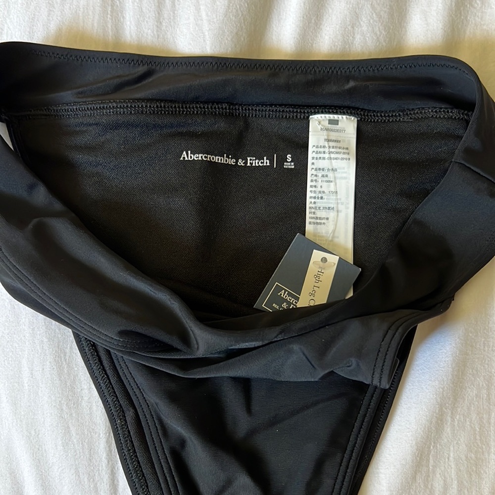 Black Abercrombie bathing suit - Picture 2 of 4